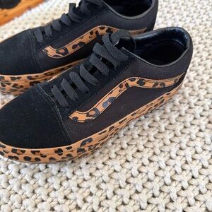 Leopard Patterned Casual Shoes
